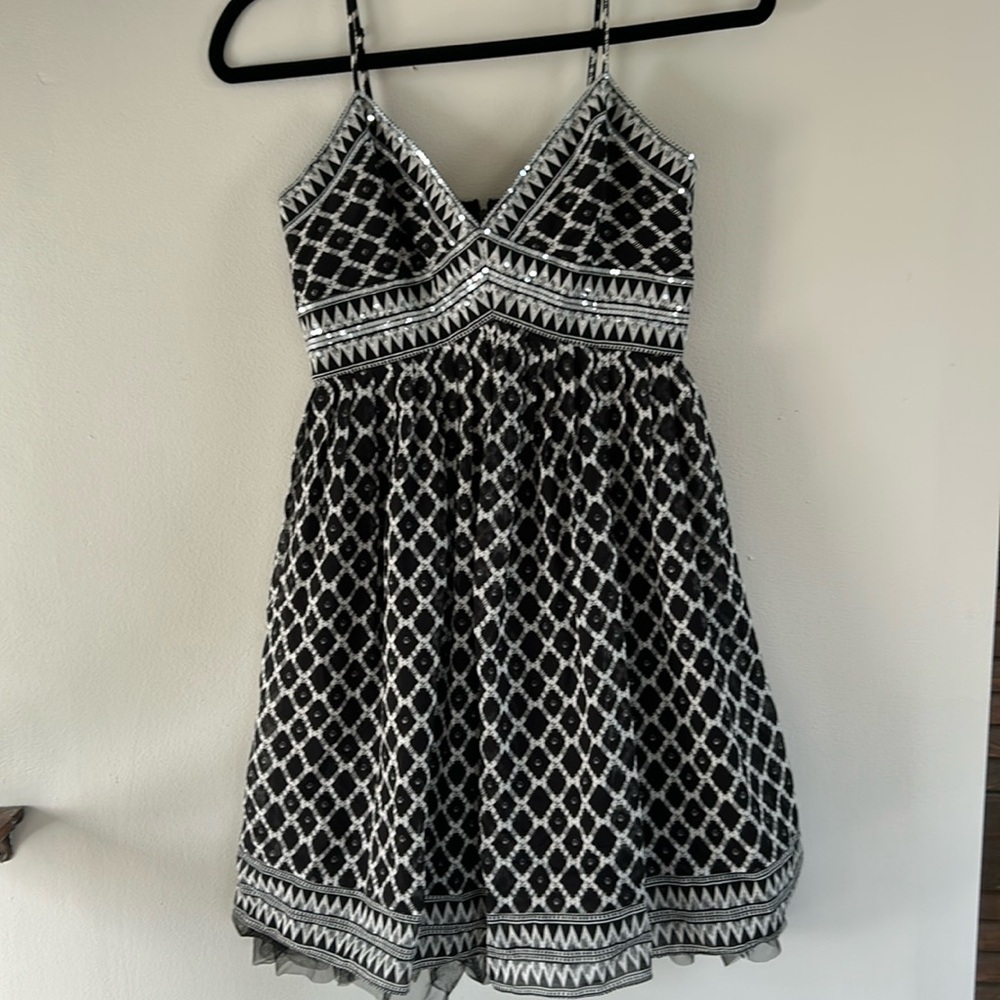 BCBGeneration Black and cream geometric dress